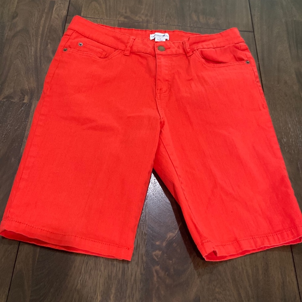 Caribbean Joe & Company red Bermuda shorts size 10